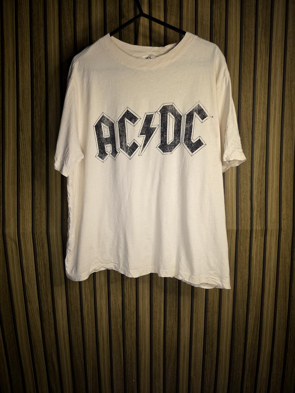 AC/DC Band Logo Graphic T-Shirt Cream Medium Oversized/Cropped
