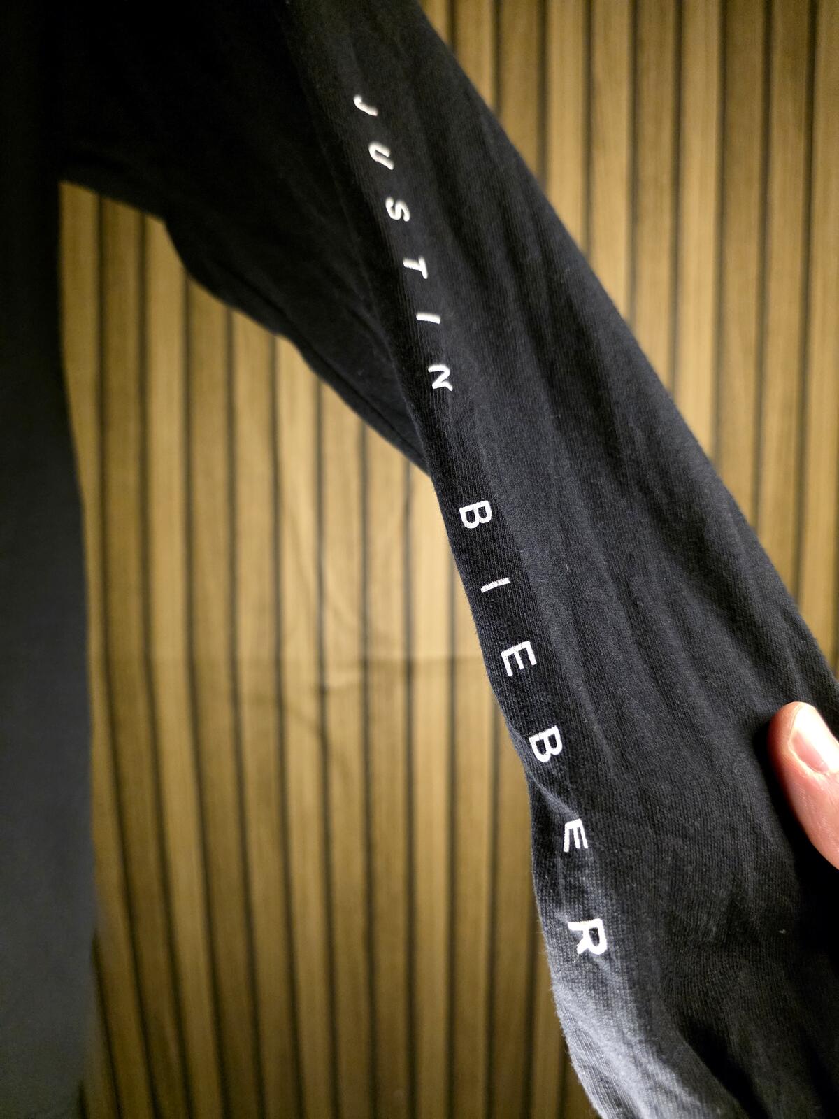 Justin Bieber Long Sleeve Graphic T-Shirt Black Large