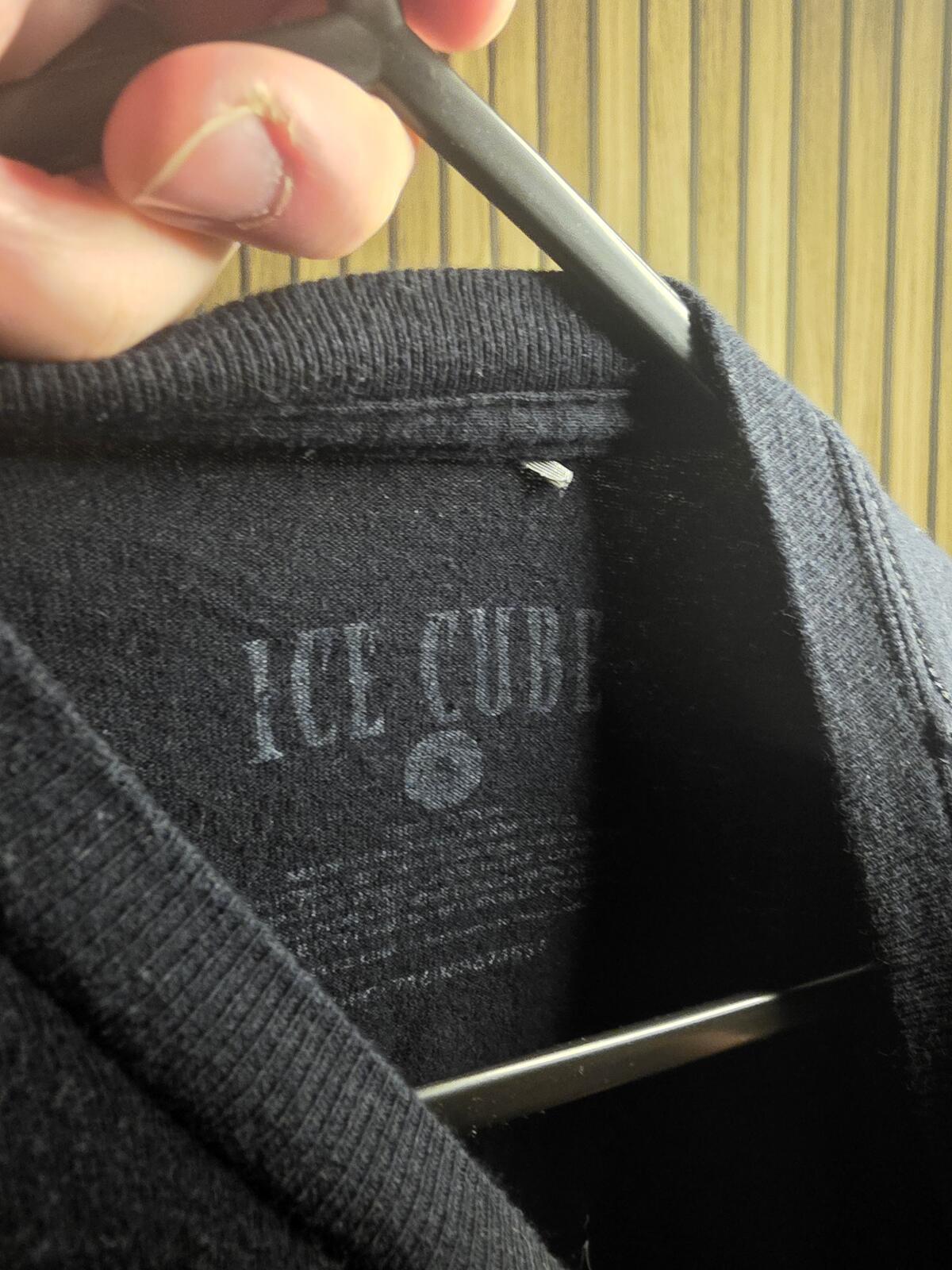Ice Cube Graphic T-Shirt Black Small