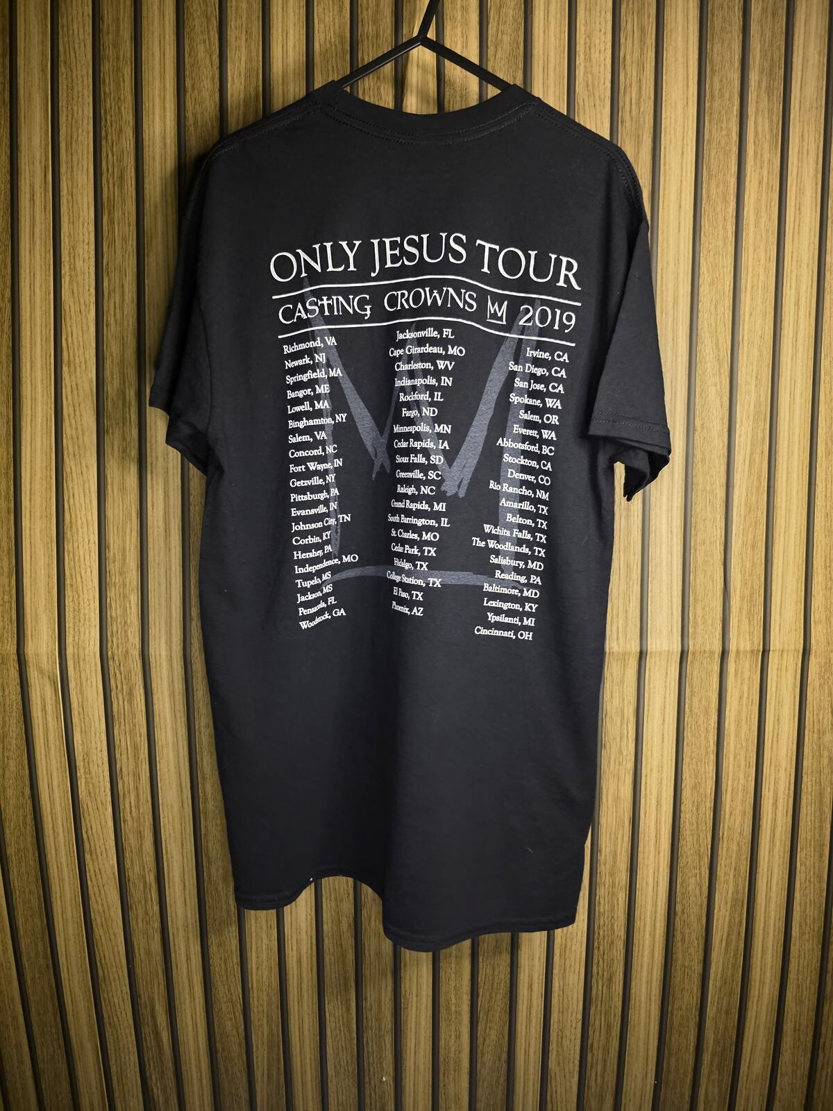 Gildan Cashing Crowns Band Graphic T-Shirt Black Medium