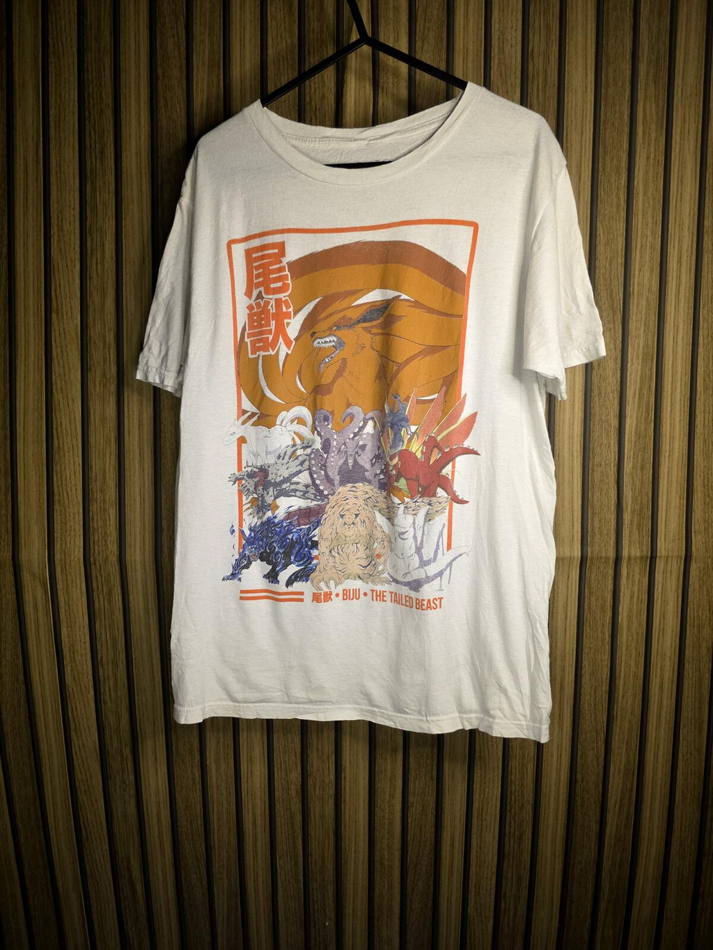 Naruto Shippuden T-shirt Tail Beast Graphic White Size S