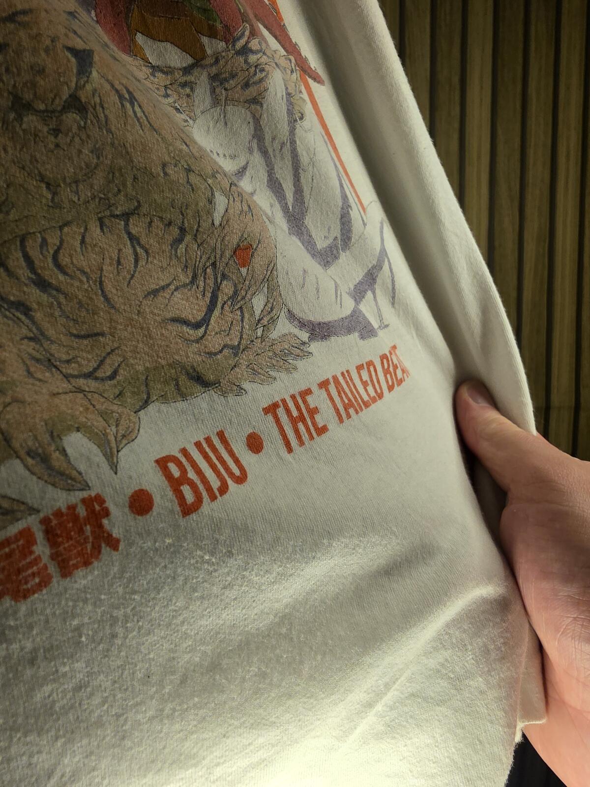 Naruto Shippuden T-shirt Tail Beast Graphic White Size S