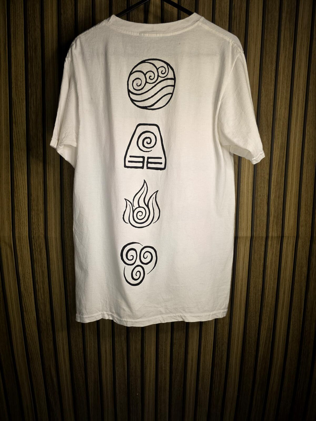 Nickelodeon Avatar The Last Airbender Graphic T-Shirt White Size S