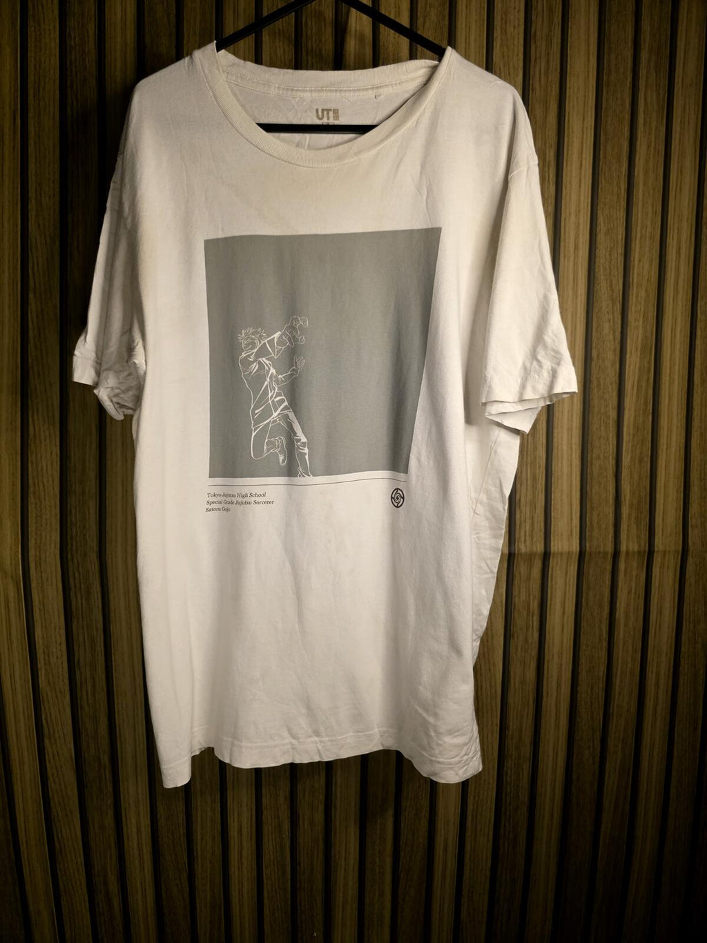 UT Uniqlo Jujutsu Kaisen Gojo Graphic T-Shirt White Regular M