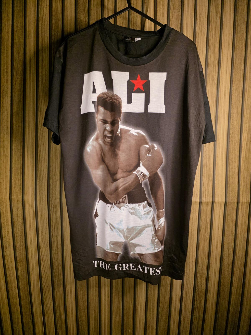 Trend Gear Ali The Greatest Graphic T-Shirt Black Large