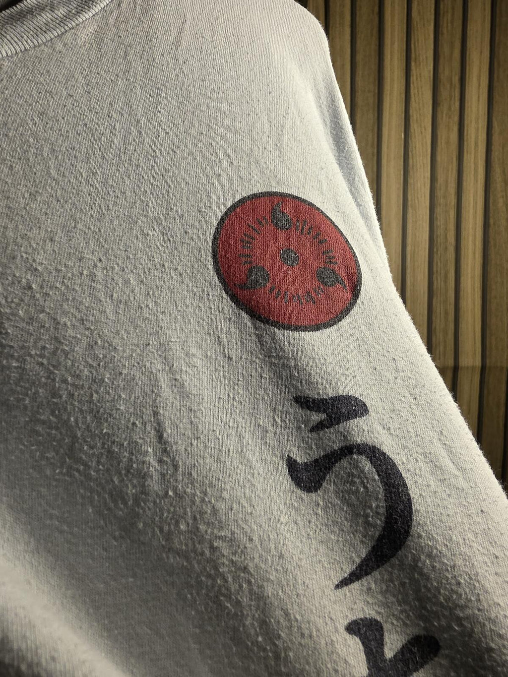 Naruto Gildan Hammer Uchiha Sasuke Graphic T-Shirt White Medium