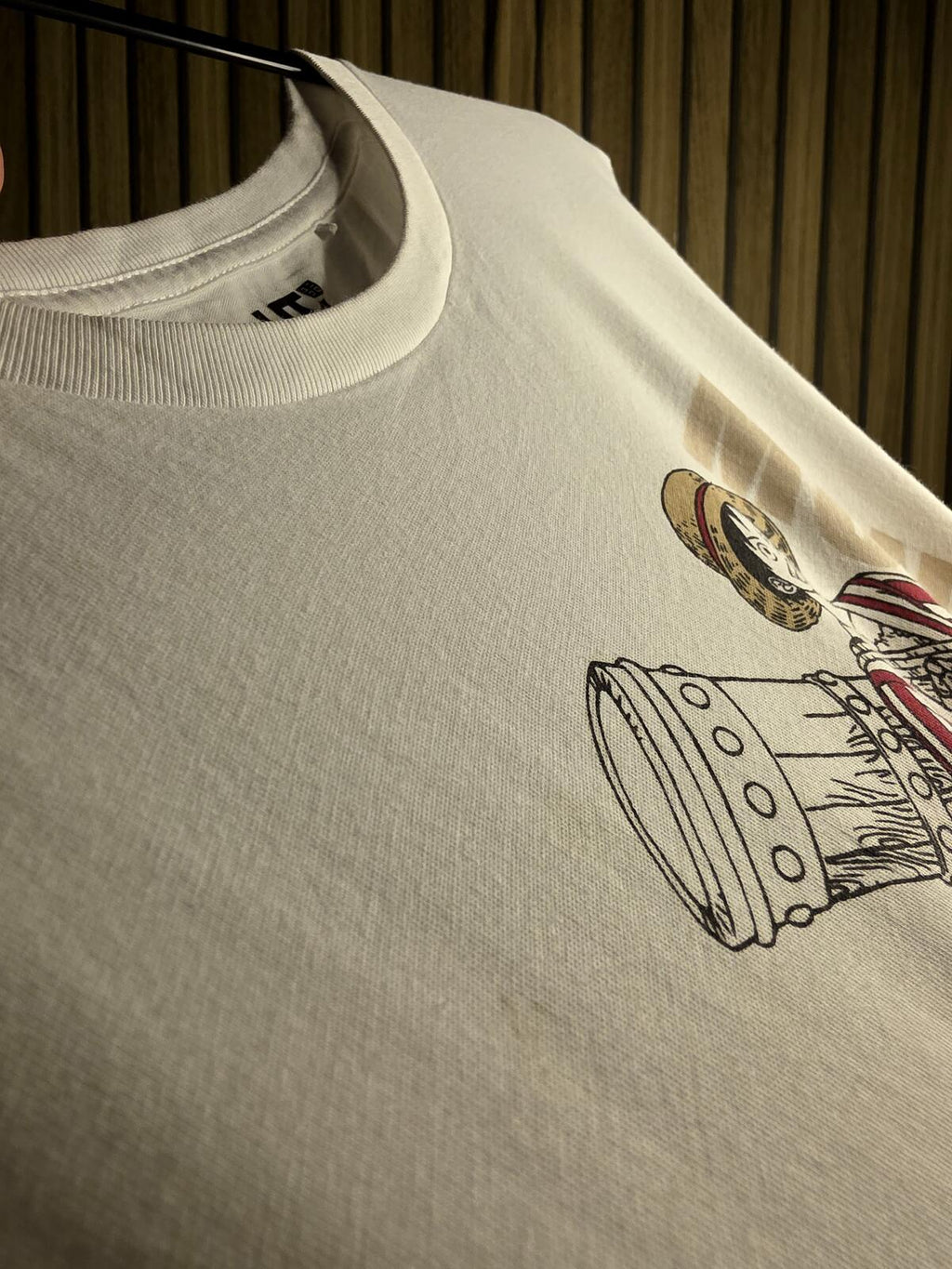UNIQLO One Piece Graphic T-Shirt White Size 13 yrs