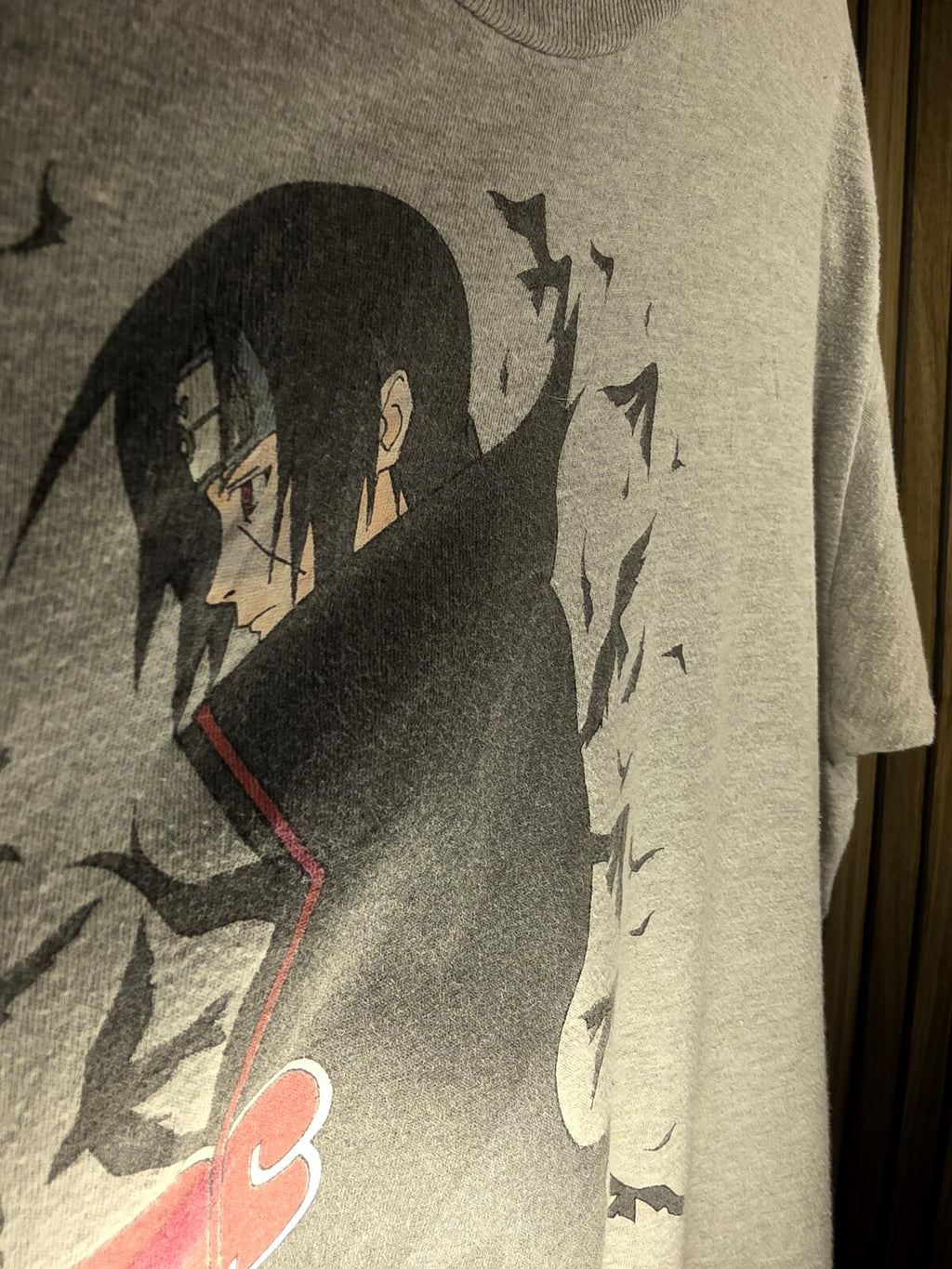 Naruto Shippuden Akatsuki Itachi Graphic T-Shirt Grey Medium
