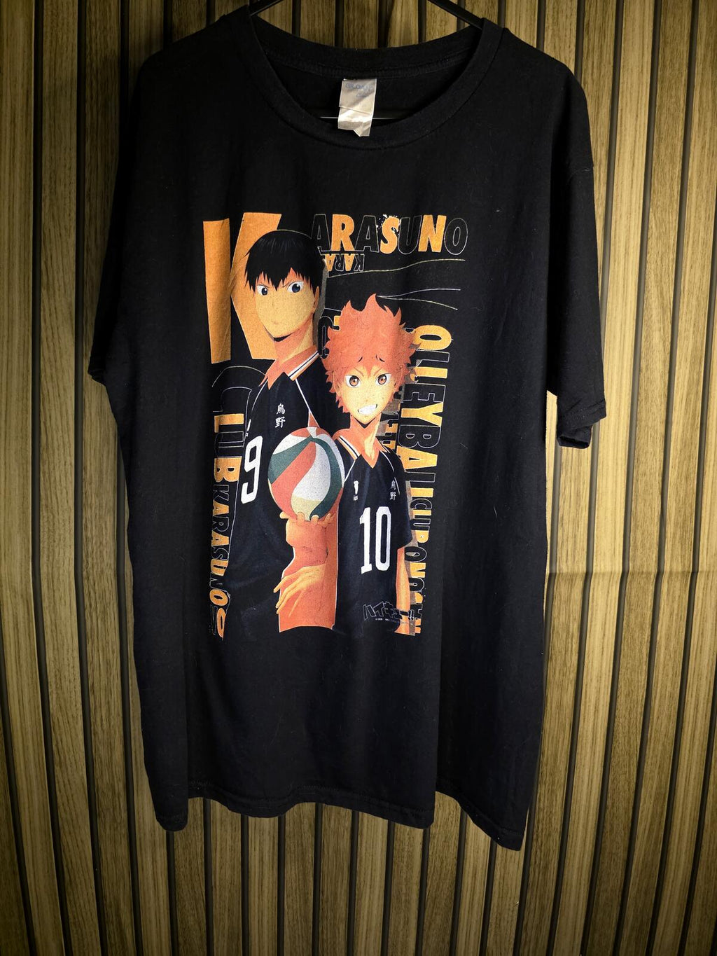 Gildan Haikyuu Karasuno Volleyball Graphic T-Shirt Black Large
