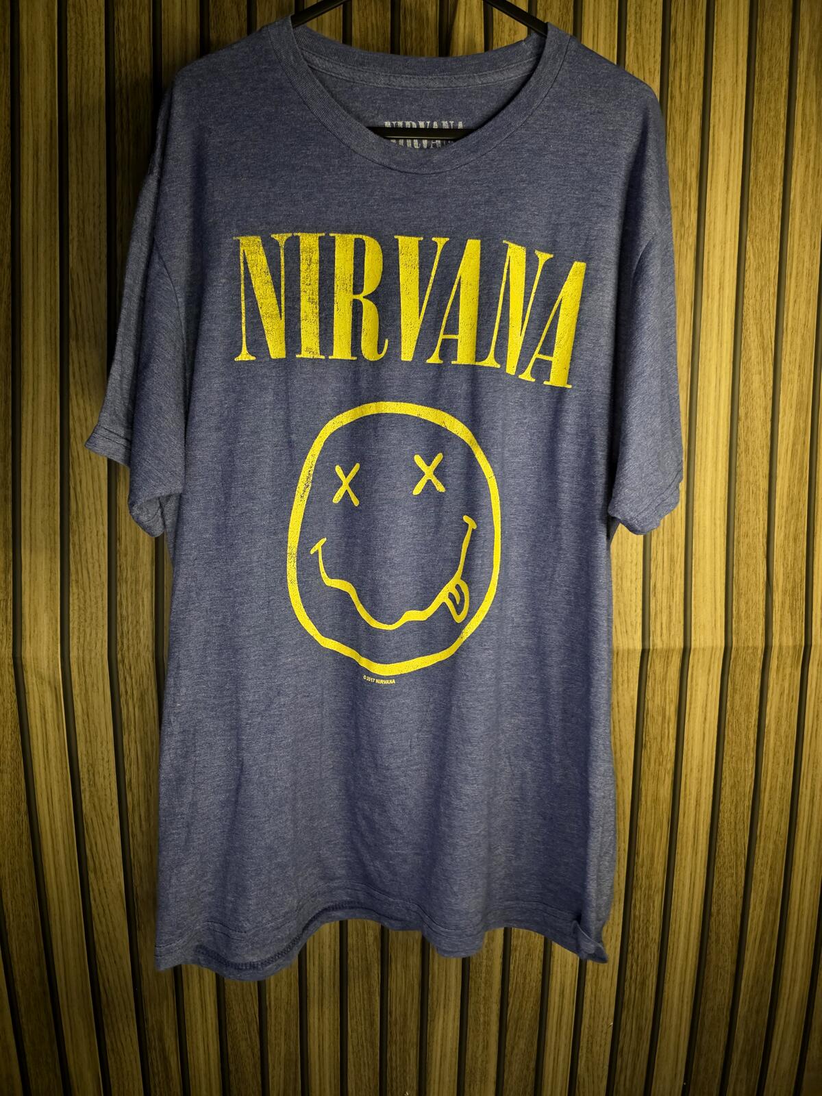 Nirvana Band T-shirt Smiley Face Graphic Blue Yellow Size Large