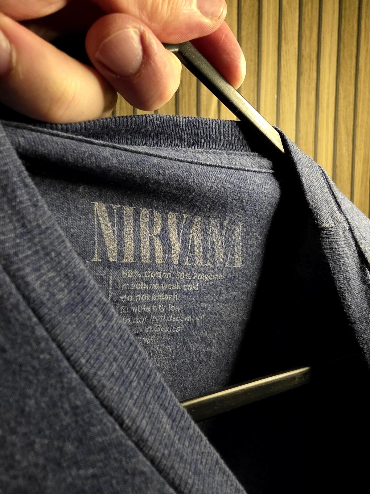 Nirvana Band T-shirt Smiley Face Graphic Blue Yellow Size Large
