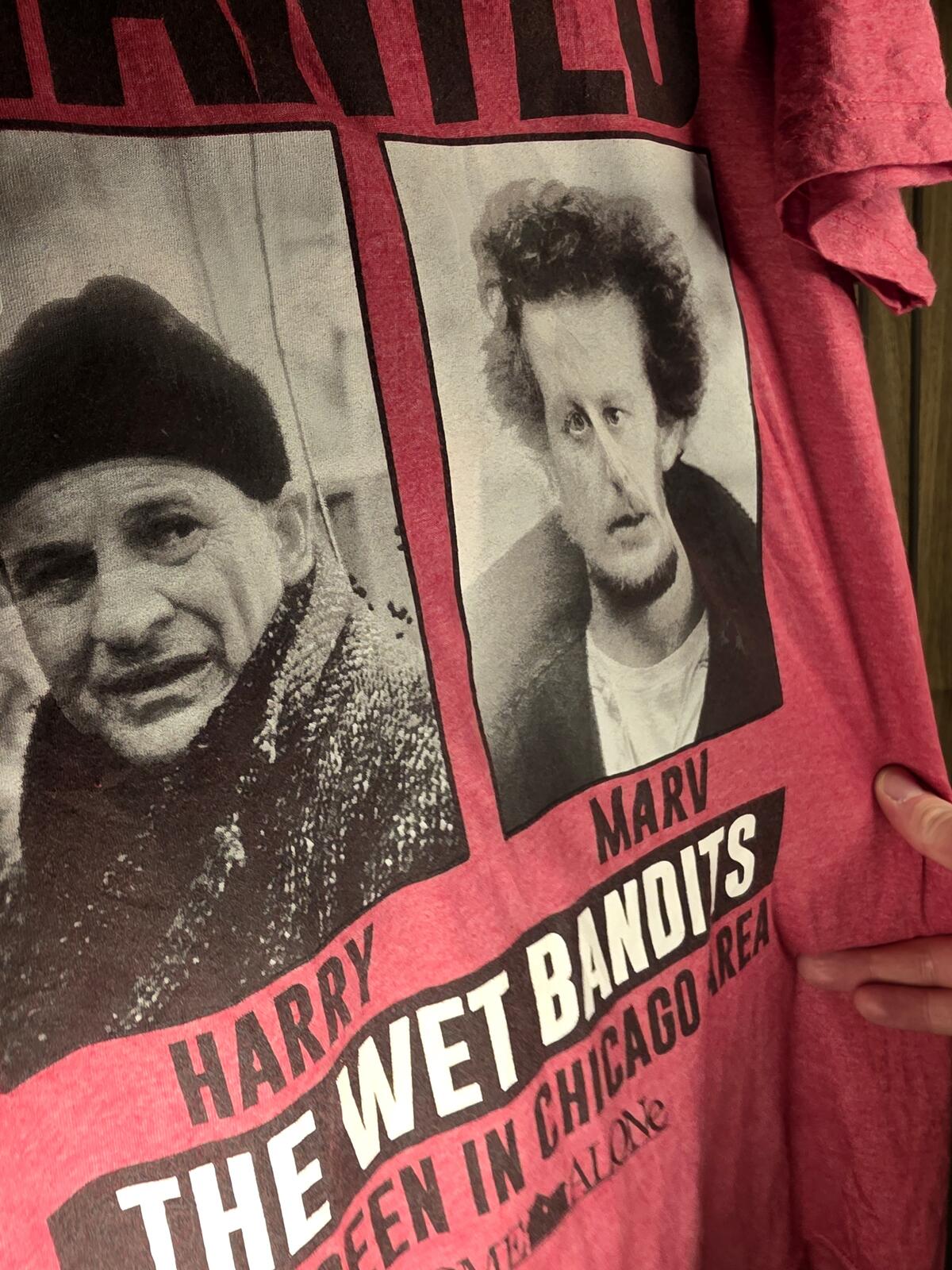 Home Alone The Wet Bandits Graphic T-Shirt Red Size S