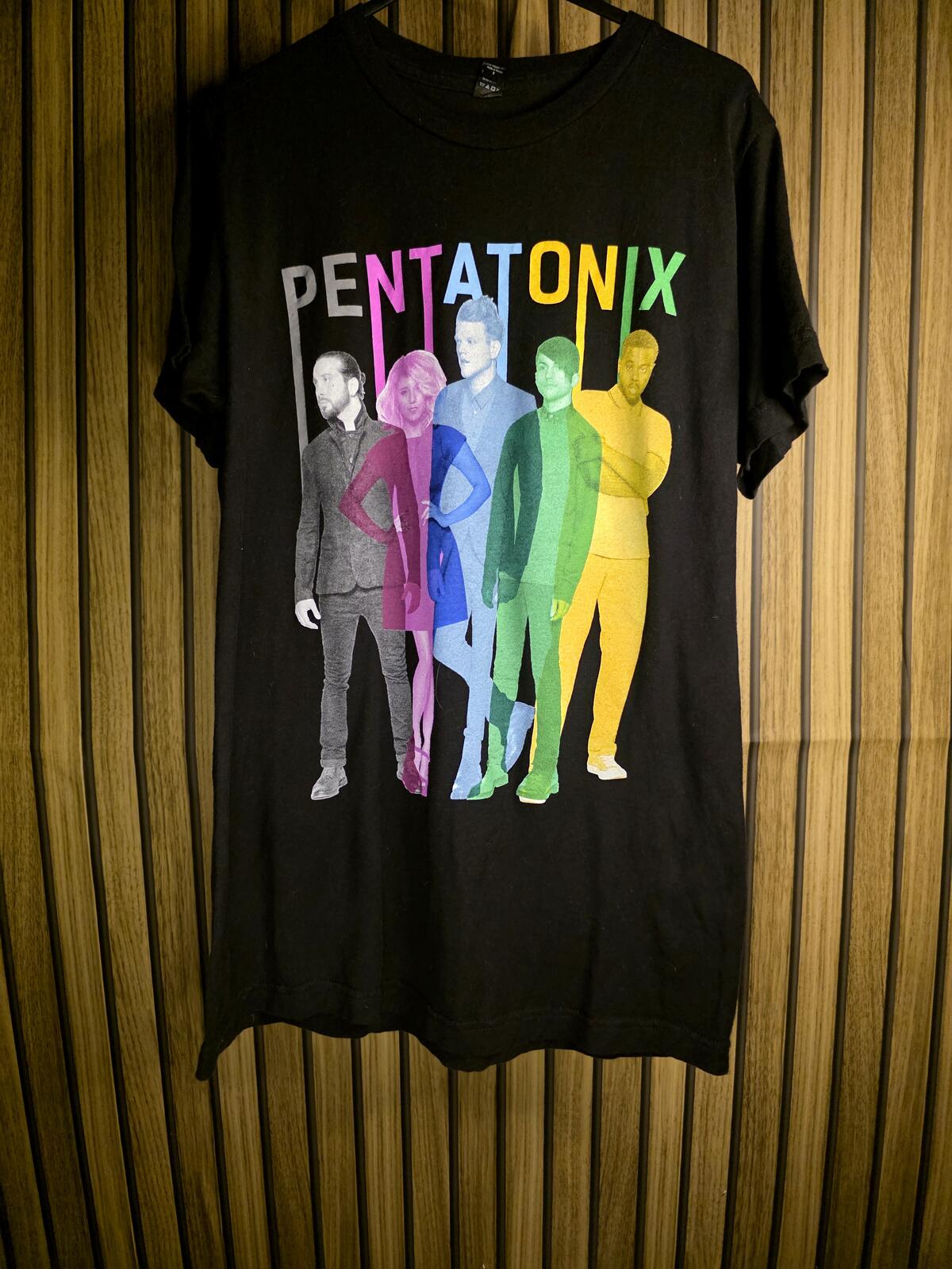 Pentatonix World Tour 2016 Graphic T-Shirt Black Small