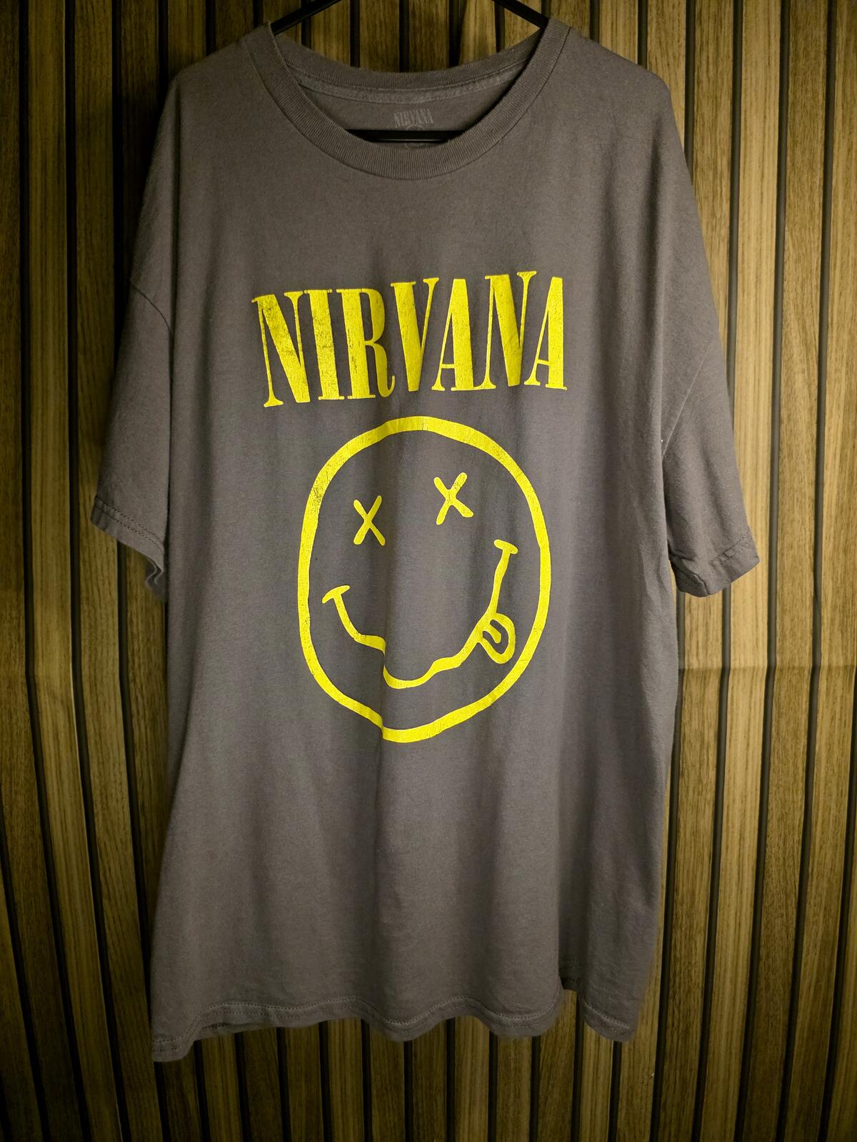 Nirvana Smiley Face Graphic T-Shirt Grey Yellow Medium