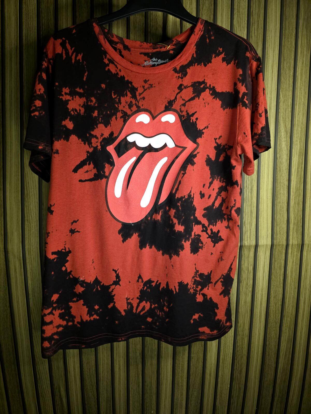 The Rolling Stones Tie-Dye Tongue Logo T-Shirt Red Black Large