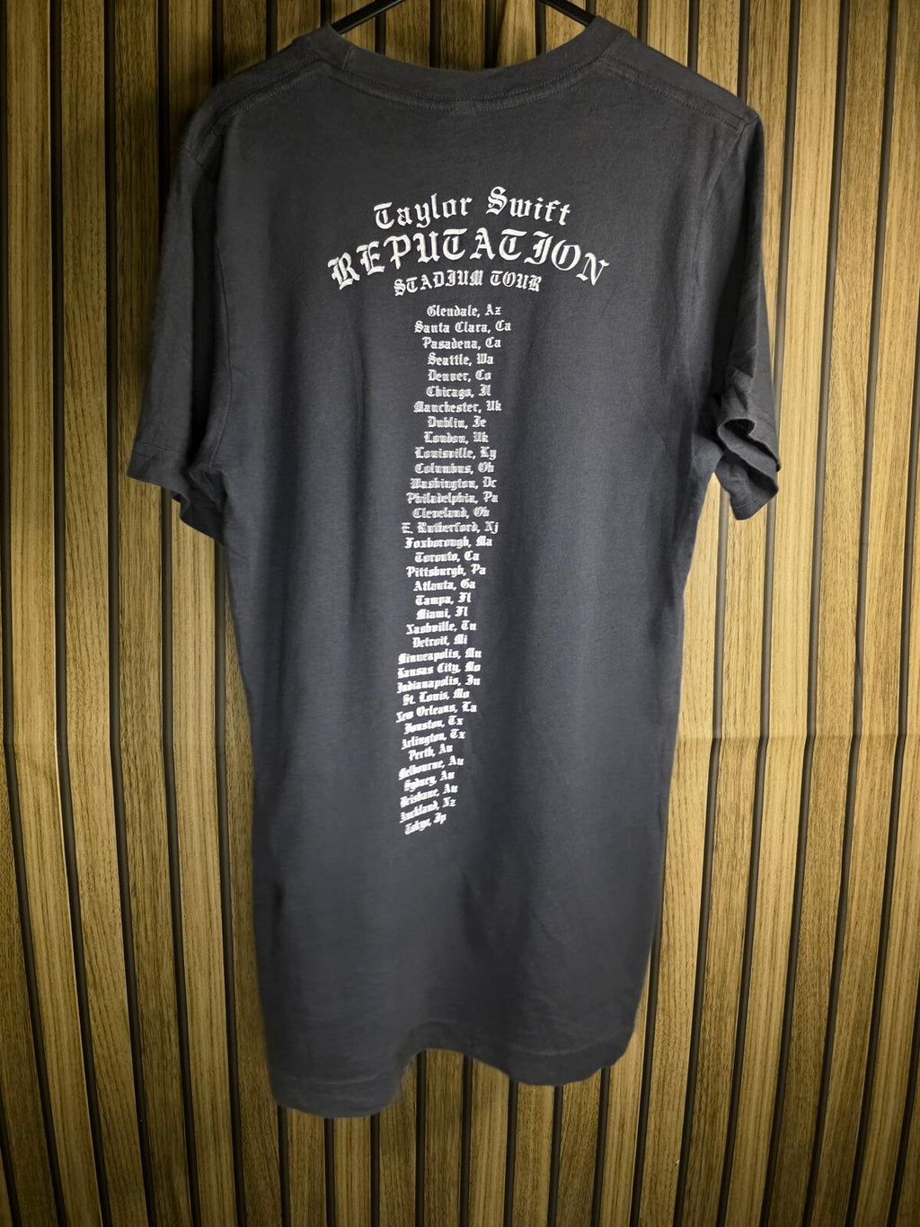 Reputation Taylor Swift Graphic T-Shirt Black Size S