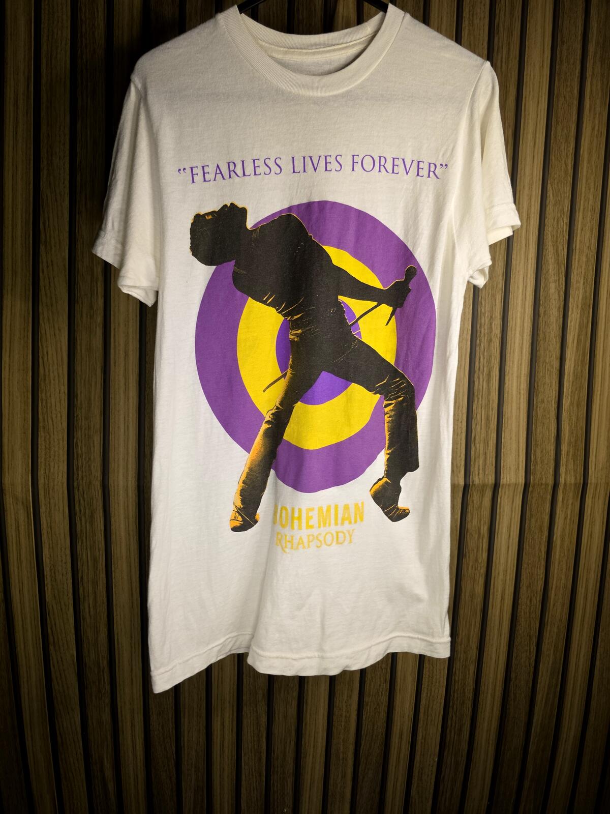 Bohemian Rhapsody Graphic T-Shirt Fearless Lives Forever White XS