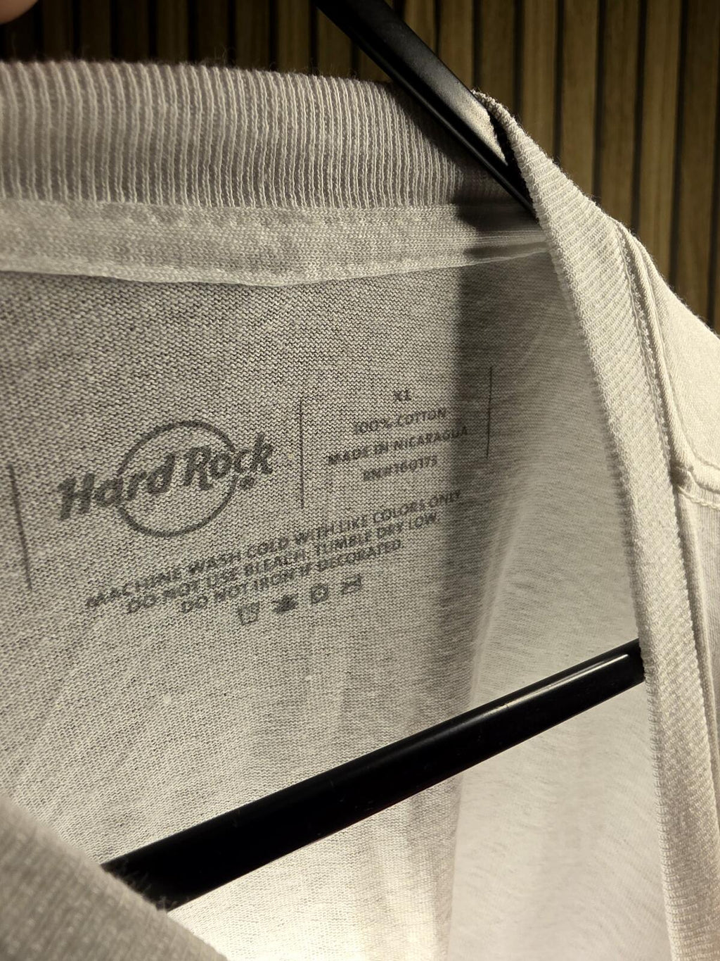 Hard Rock Men's T-Shirt Electric Guitar White XL