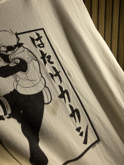 Anime Graphic White T-Shirt with Japanese Text Size M