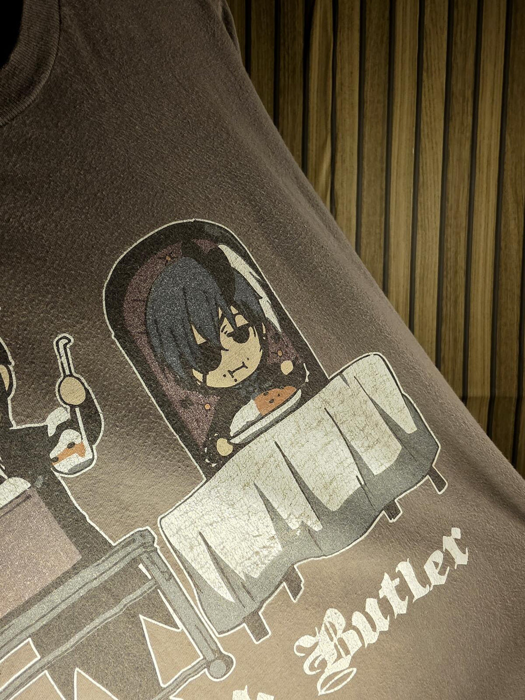 Black Butler Anime Graphic T-Shirt Brown Small