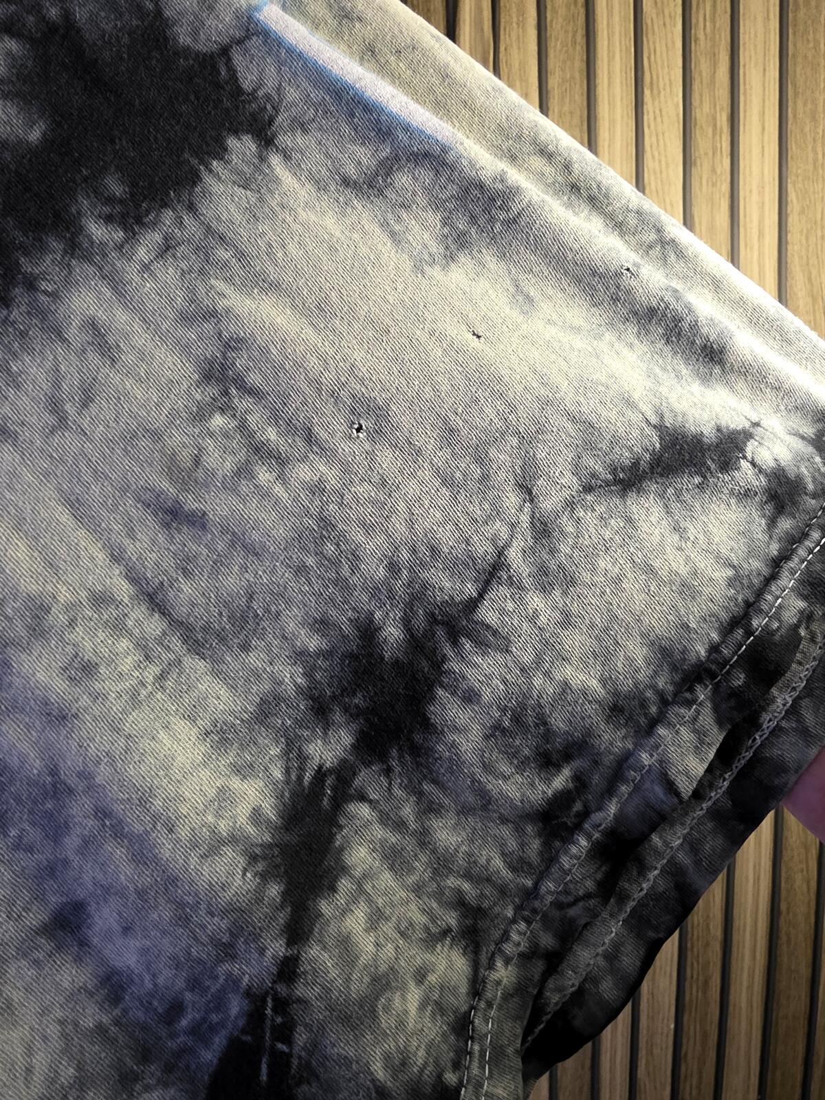 Anime Graphic Tie-Dye T-Shirt Black and White Size M