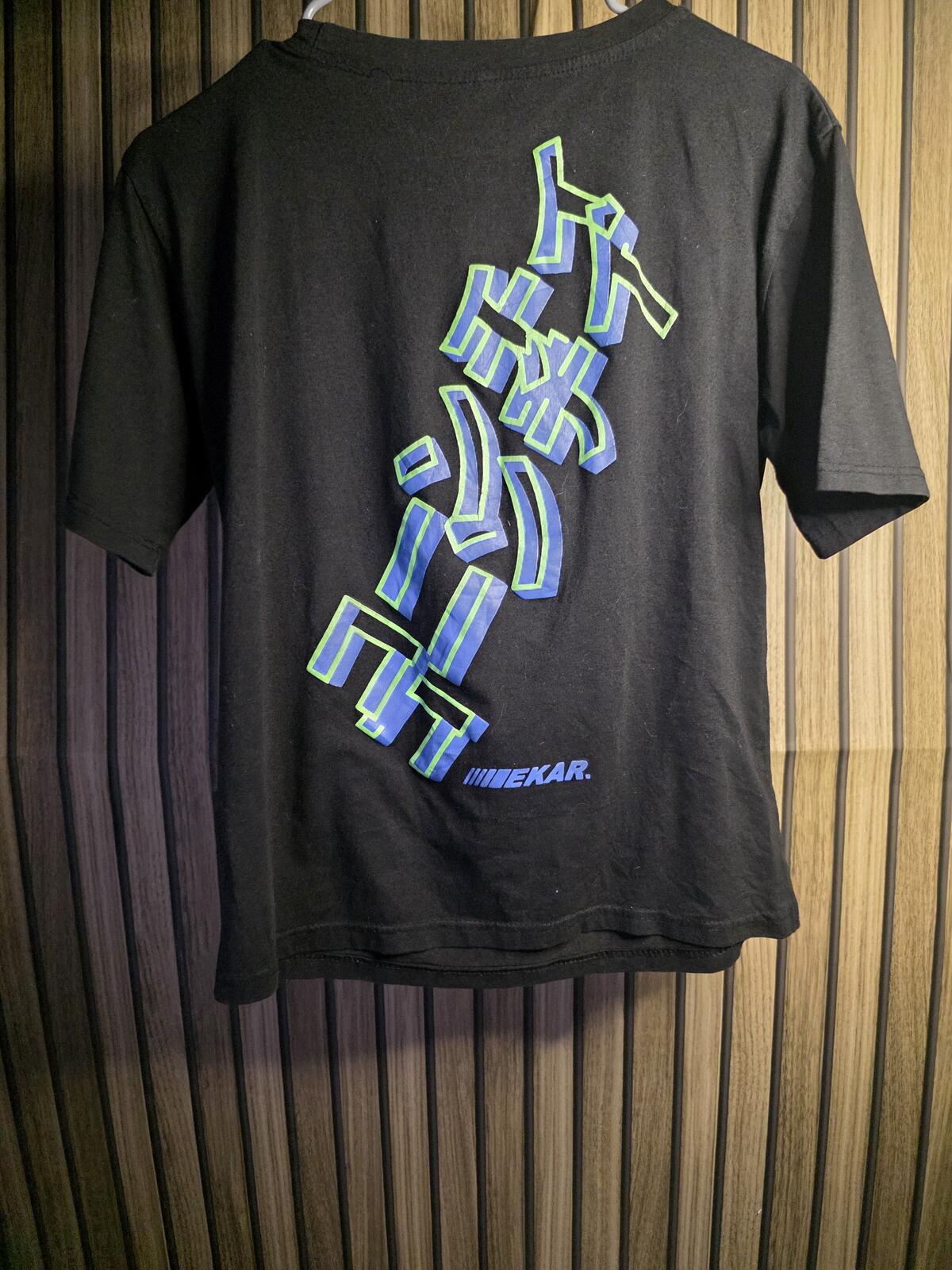 Jun Inagawa Graphic Anime Character Black T-shirt Green Blue Print Size XS