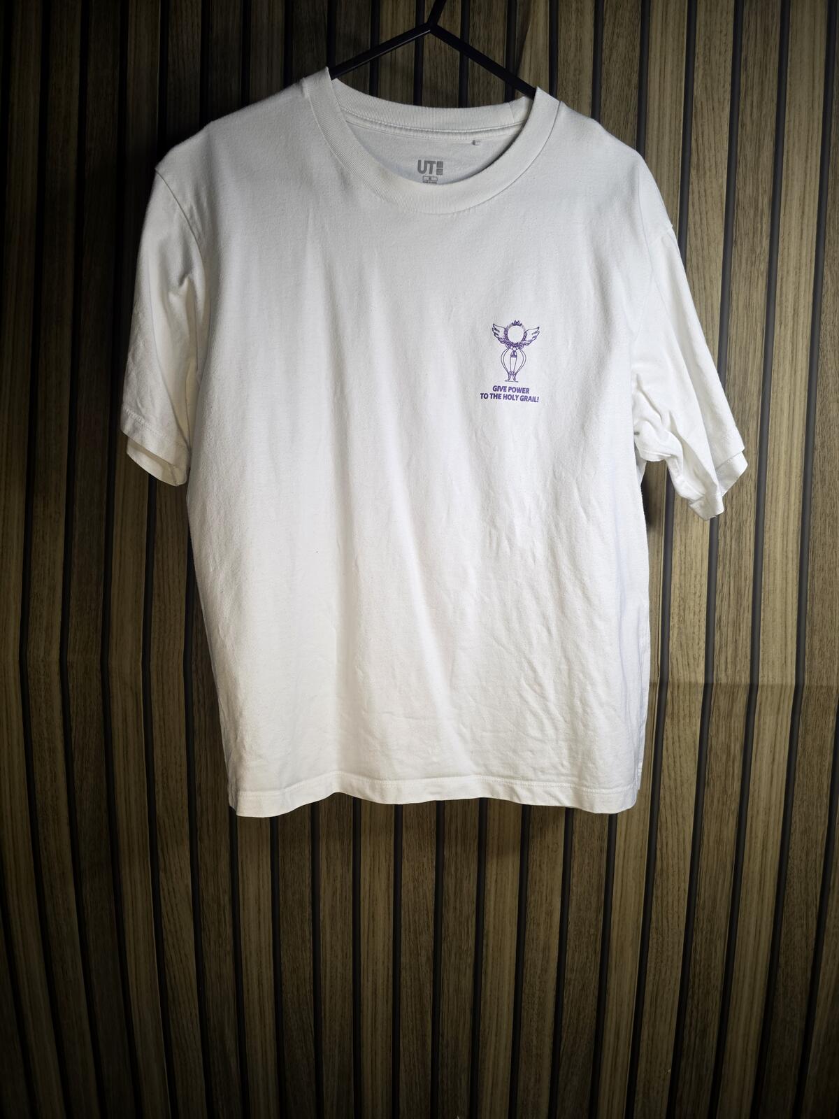 Sailor Moon x Uniqlo White Graphic T-Shirt Give Power to the Holy Grail Size M
