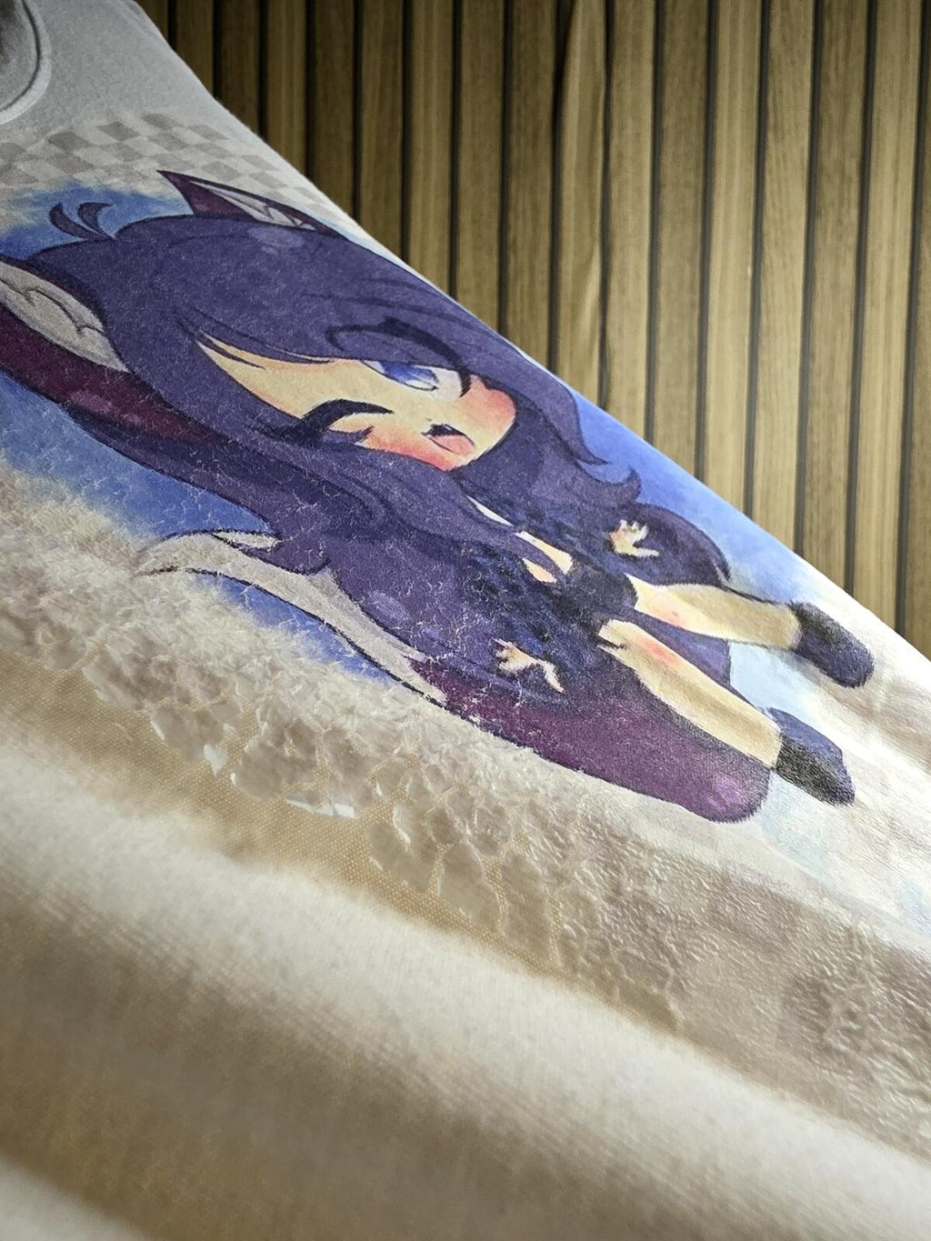 Aphmau White T-shirt with Purple Anime Character Graphic Print Size Large