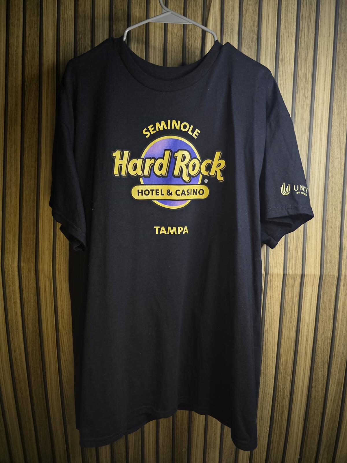 Hard Rock Seminole Hotel and Casino Tampa Graphic T Shirt Black XL