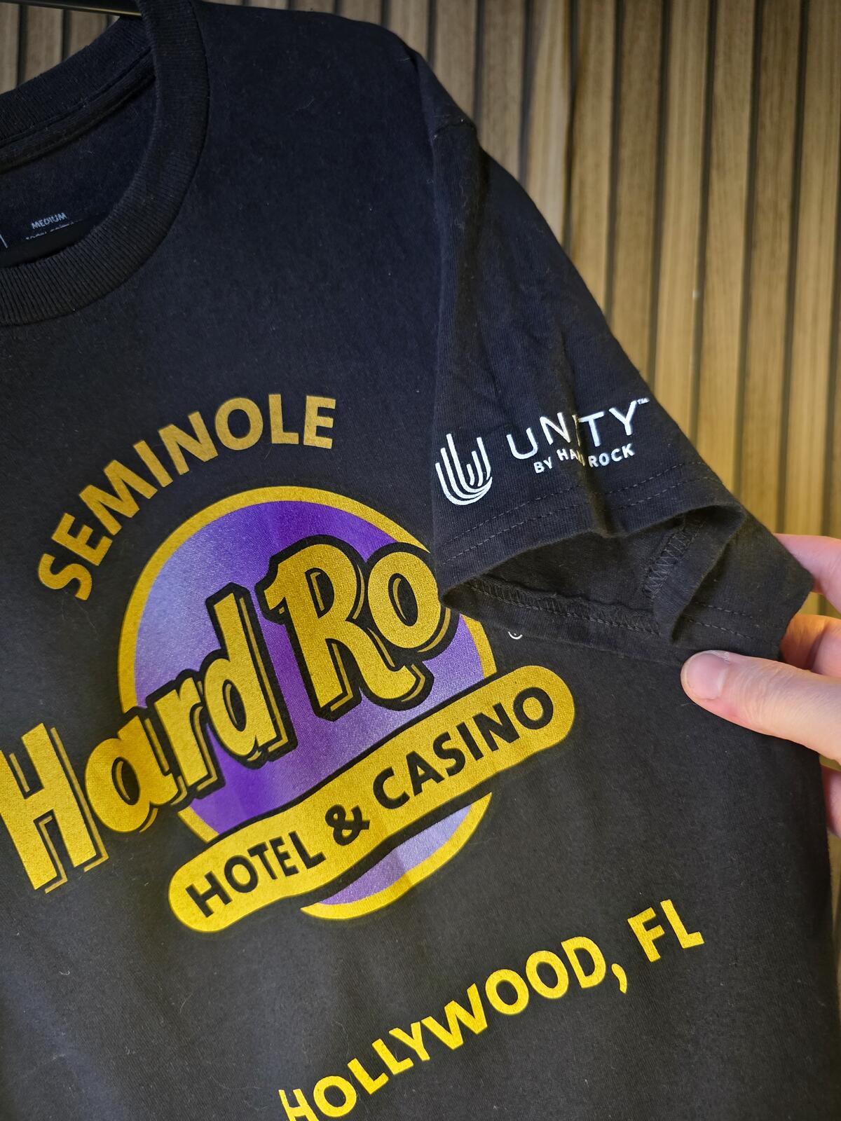 Hard Rock Seminole Hotel & Casino Graphic T Shirt Black Medium
