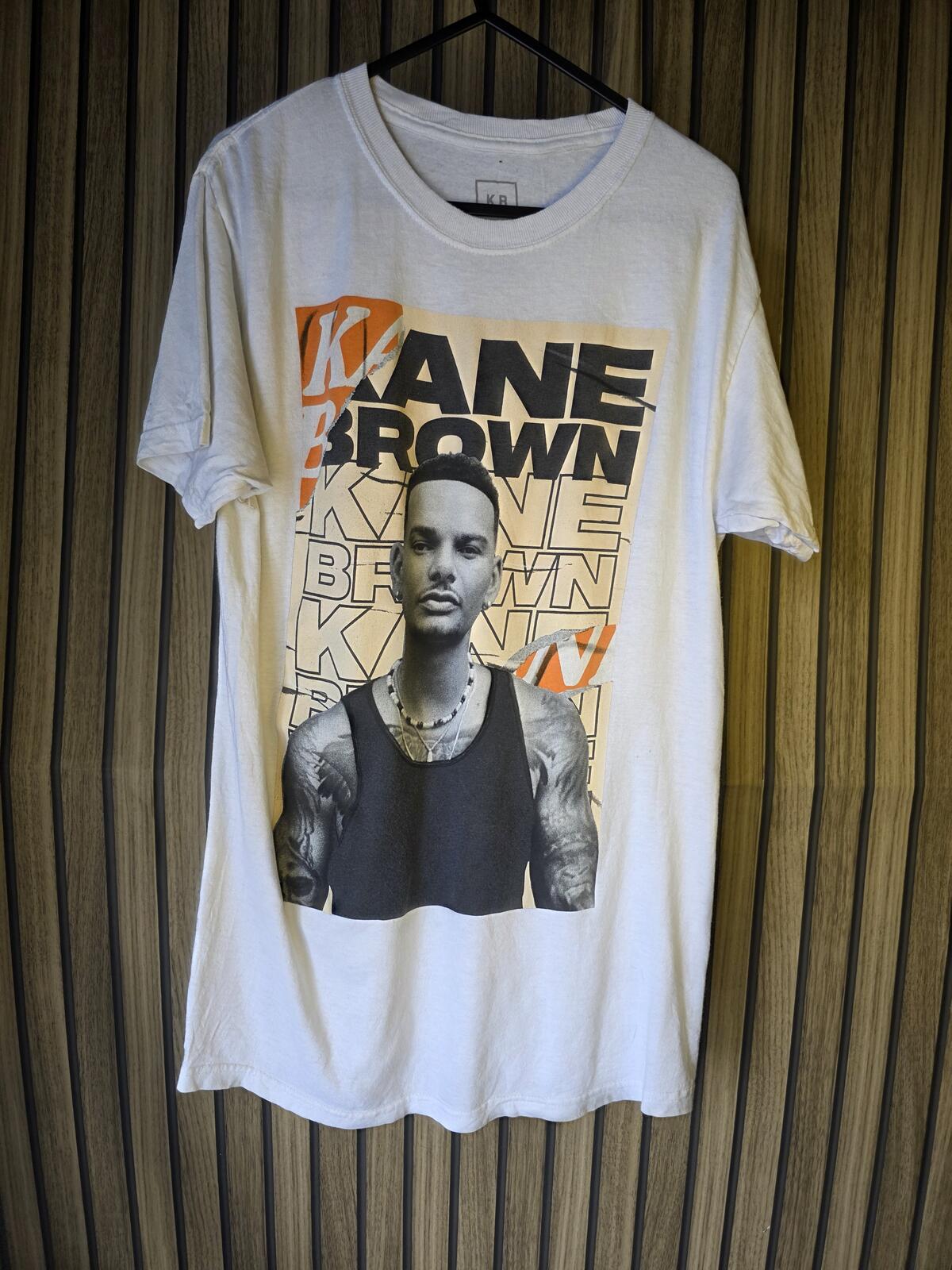 Kane Brown Small Graphic T Shirt White Black Orange Size S