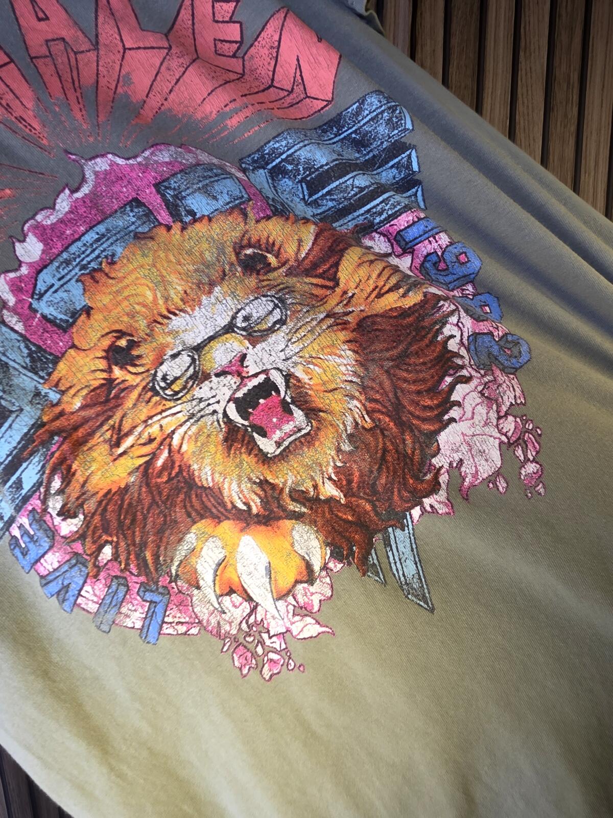 Van Halen Lion Graphic T Shirt Olive Khaki Size S