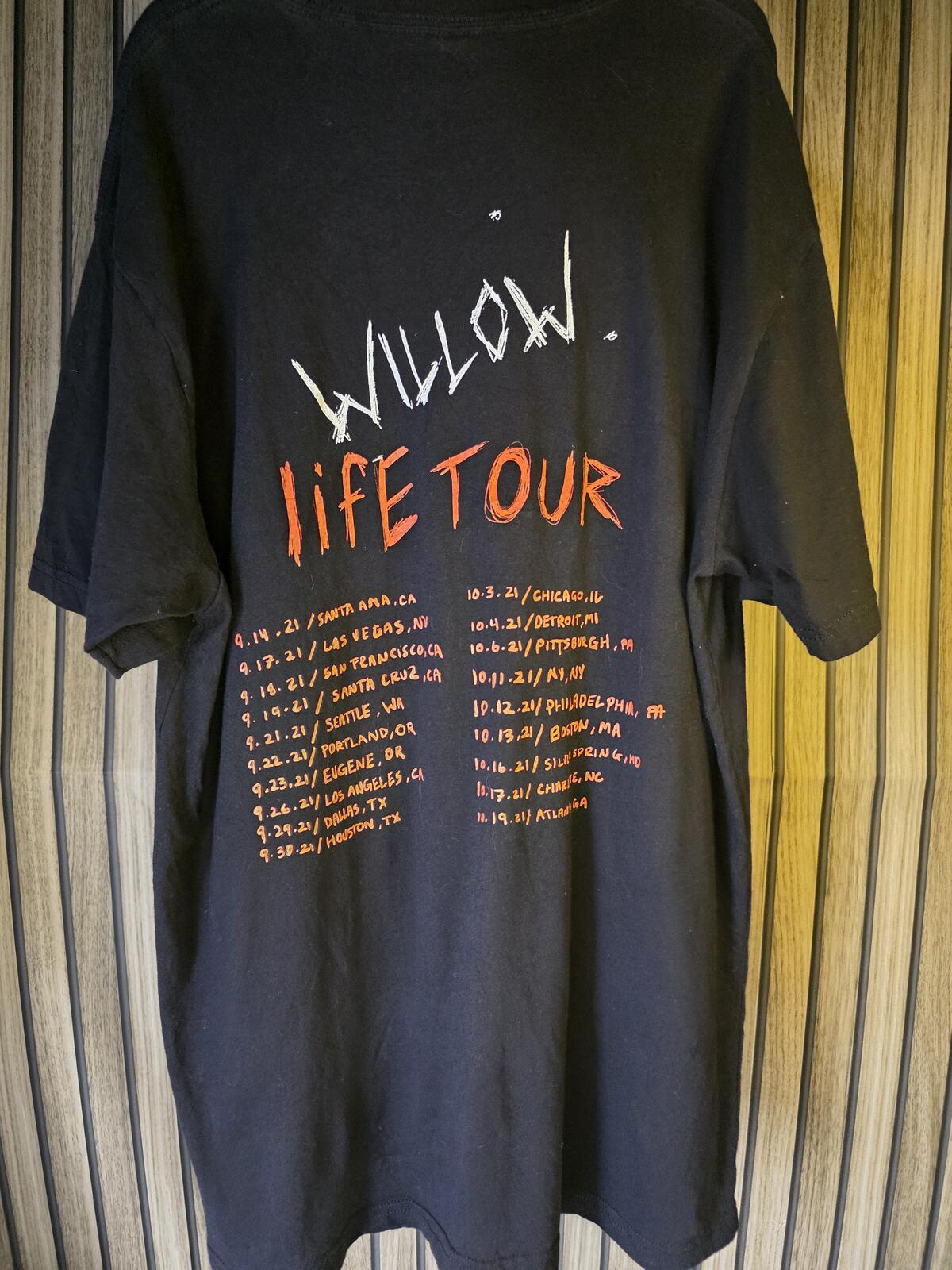 WILLOW Life Tour Graphic T Shirt Black XXL