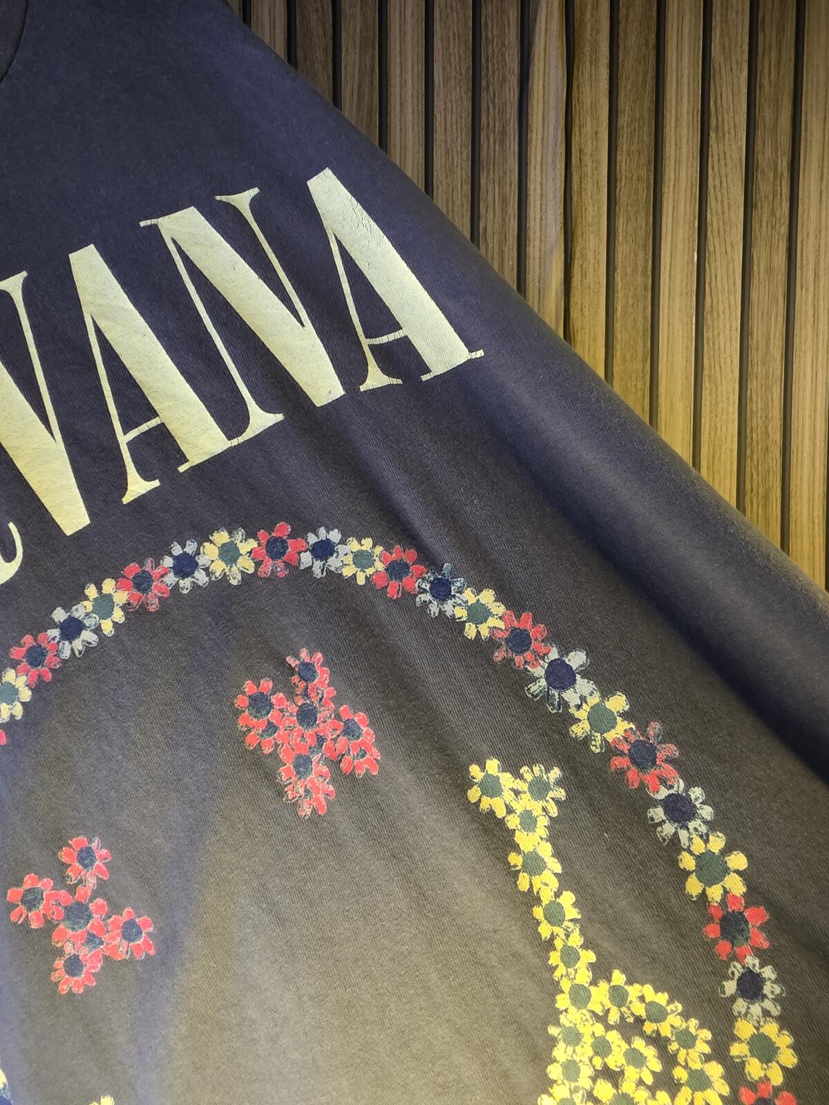 Nirvana Smiley Floral Logo T-Shirt Black Grey Regular S