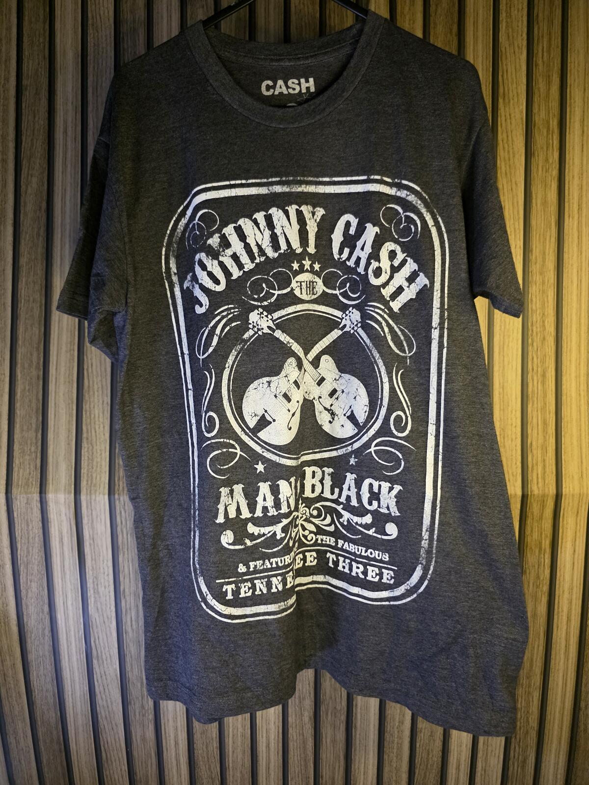 Johnny Cash Man in Black Graphic T Shirt Black Regular M