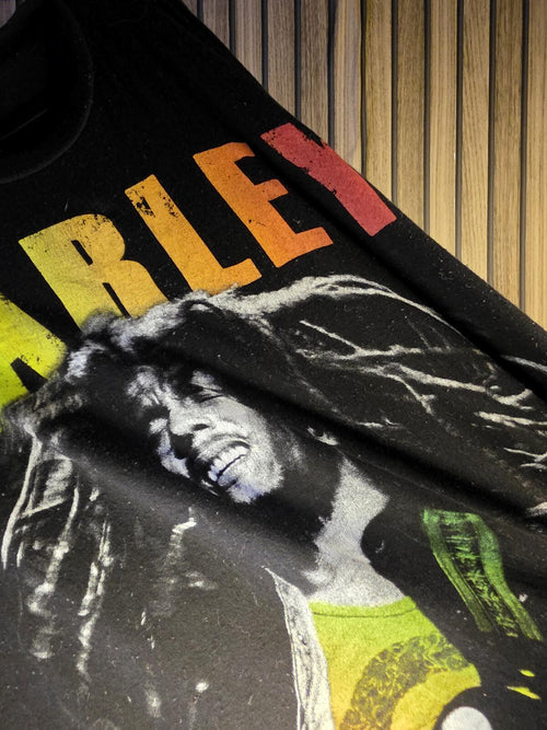 Bob Marley Graphic T-Shirt Distressed Print Black Regular S