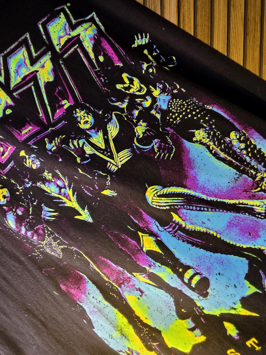 KISS Destroyer Graphic T Shirt Neon Print Black Large