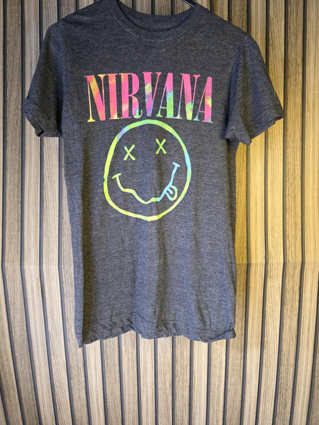 Nirvana Smiley Face Graphic T-Shirt Distressed Black Grey Regular XS