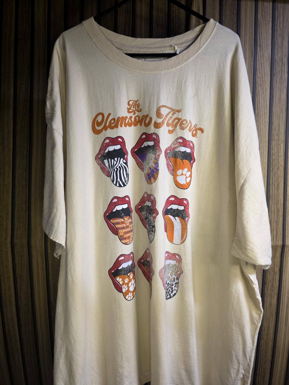 Pressbox Clemson Tigers Graphic T Shirt Cream Multi One Size