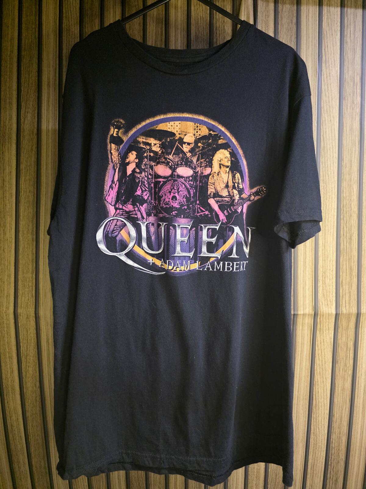 Queen Adam Lambert The Rhapsody Tour Black Graphic T-Shirt L
