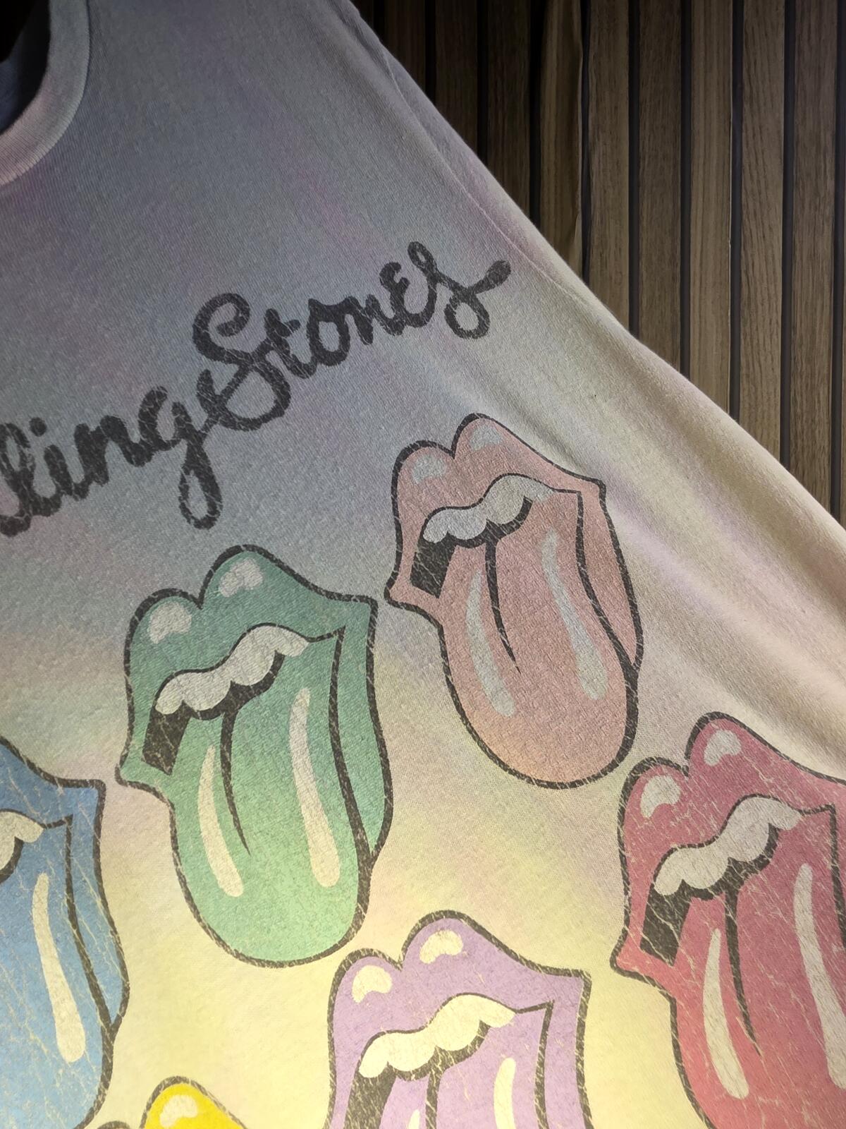 The Rolling Stones Lips Graphic T Shirt Colourful Print Cream Regular S