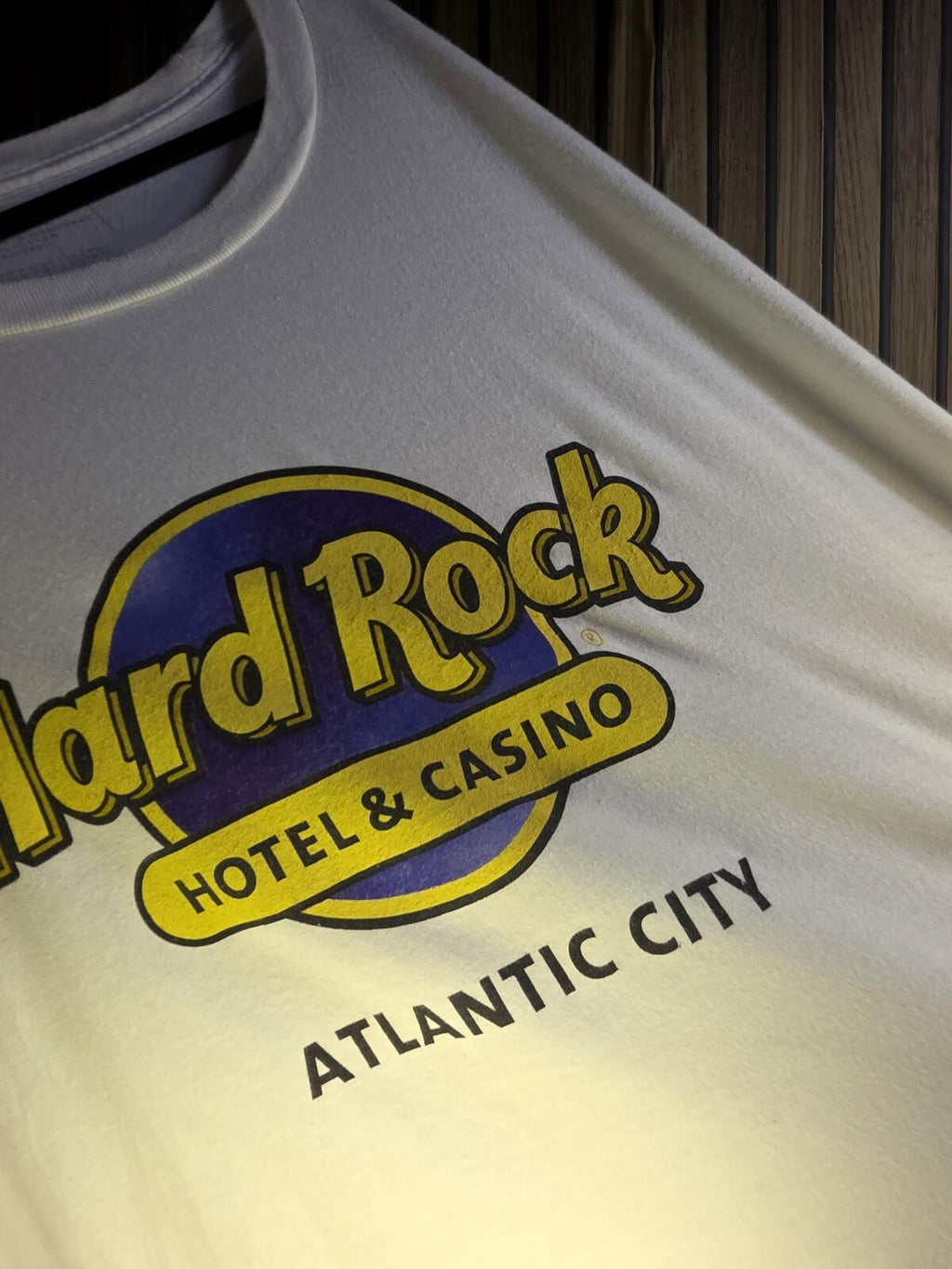 Hard Rock Hotel & Casino Atlantic City Graphic T Shirt White Yellow Regular XXL