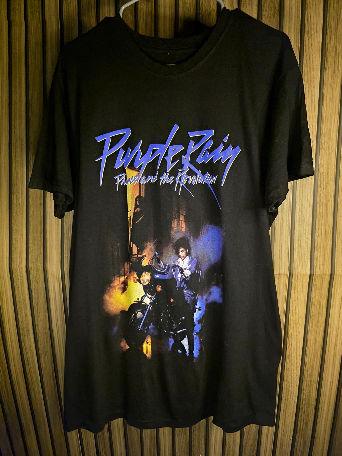 Prince Estate Purple Rain Official Merchandise Graphic T-Shirt Black L