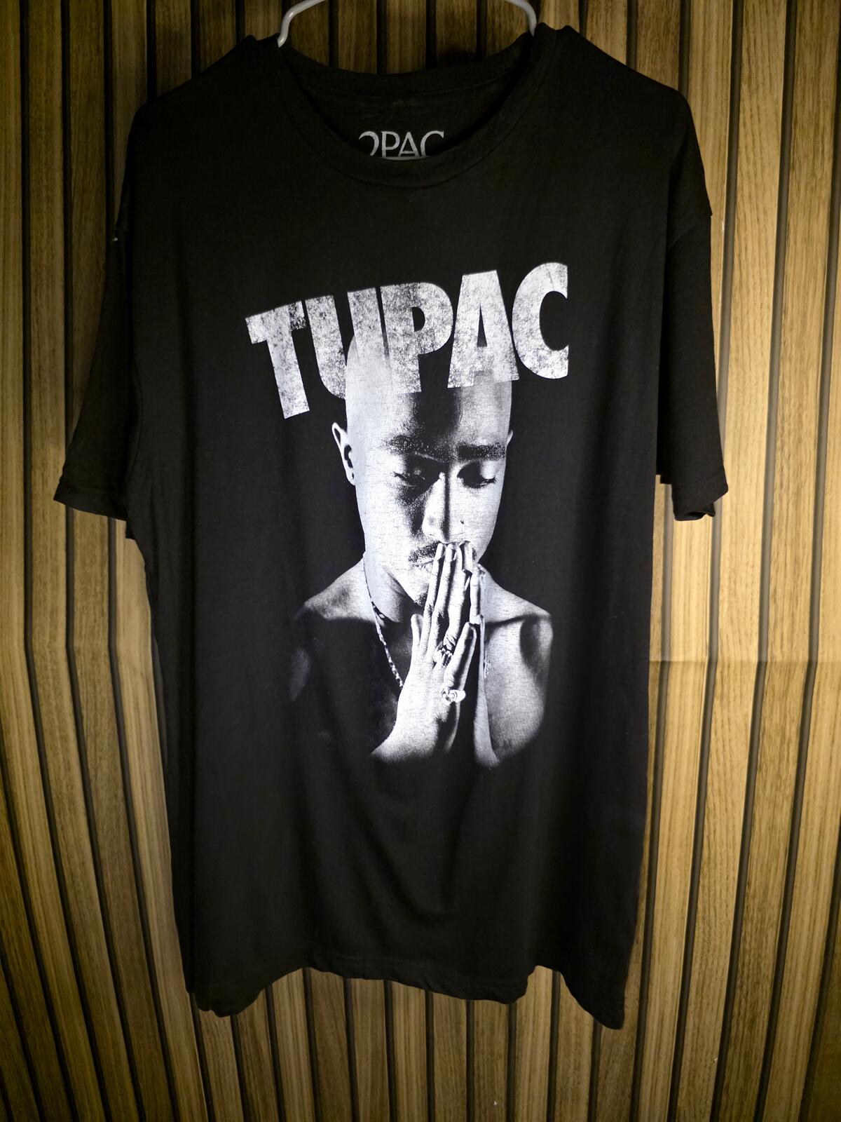 2Pac Graphic T Shirt Tupac Black Large