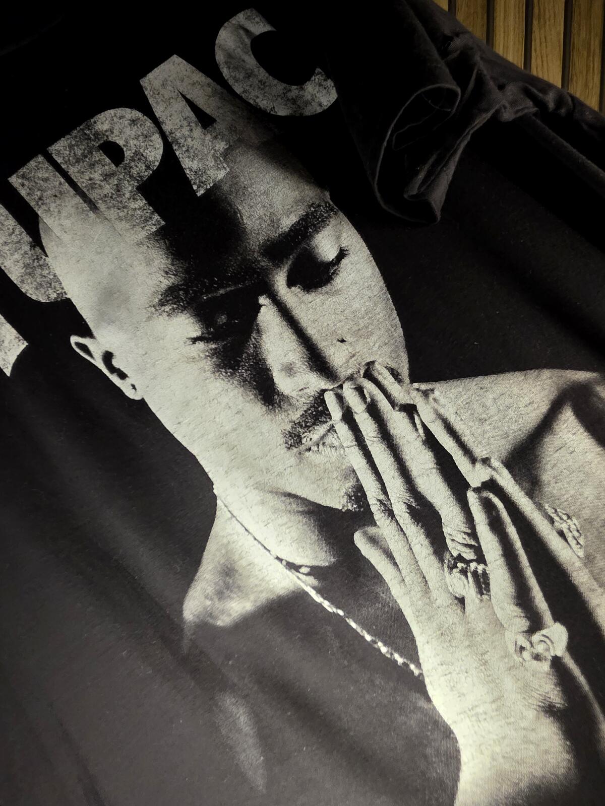 2Pac Graphic T Shirt Tupac Black Large