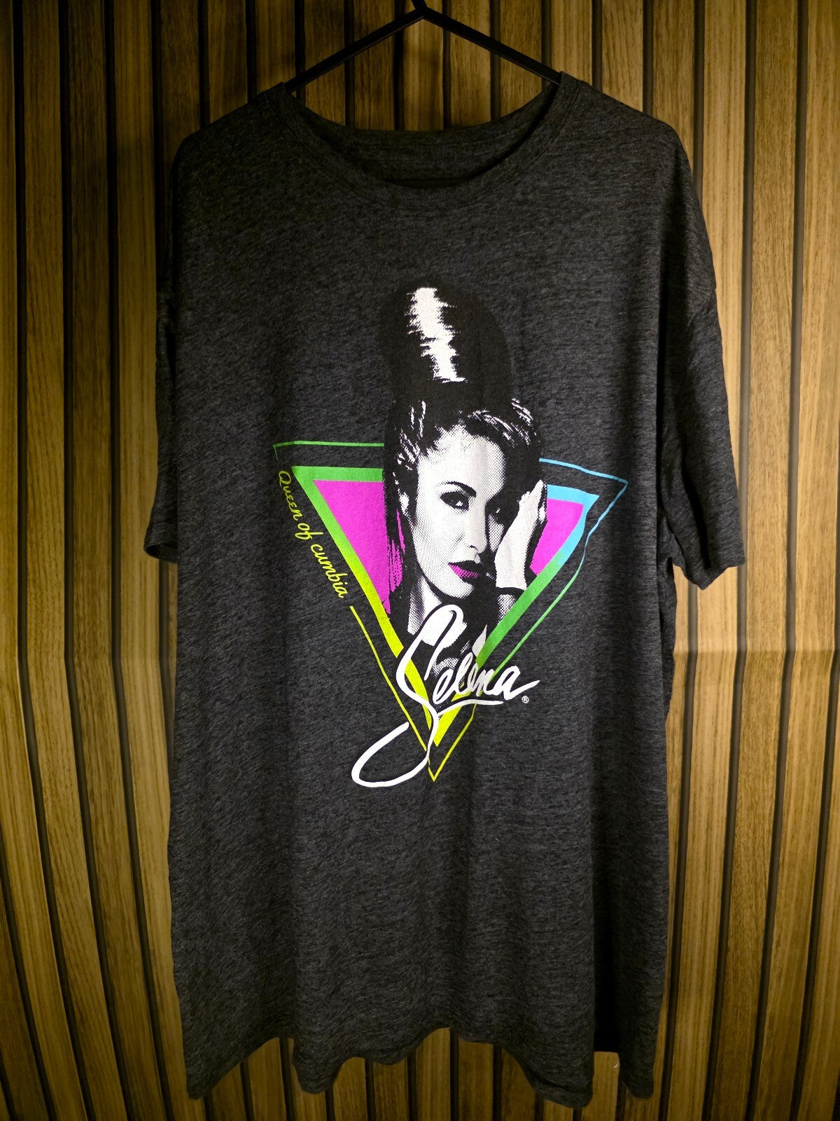 Selena T-Shirt Queen of Cumbia Graphic Black XL BS2433