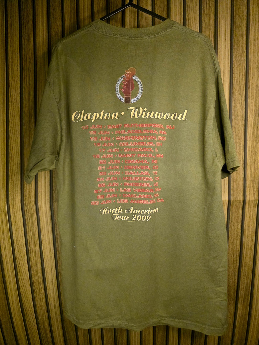 Hanes Clapton Winwood 2009 Tour T-shirt Olive Green Medium BS2443