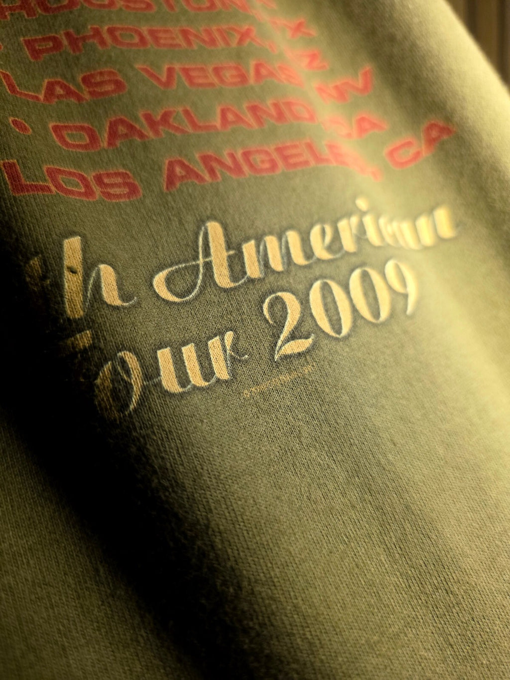 Hanes Clapton Winwood 2009 Tour T-shirt Olive Green Medium BS2443