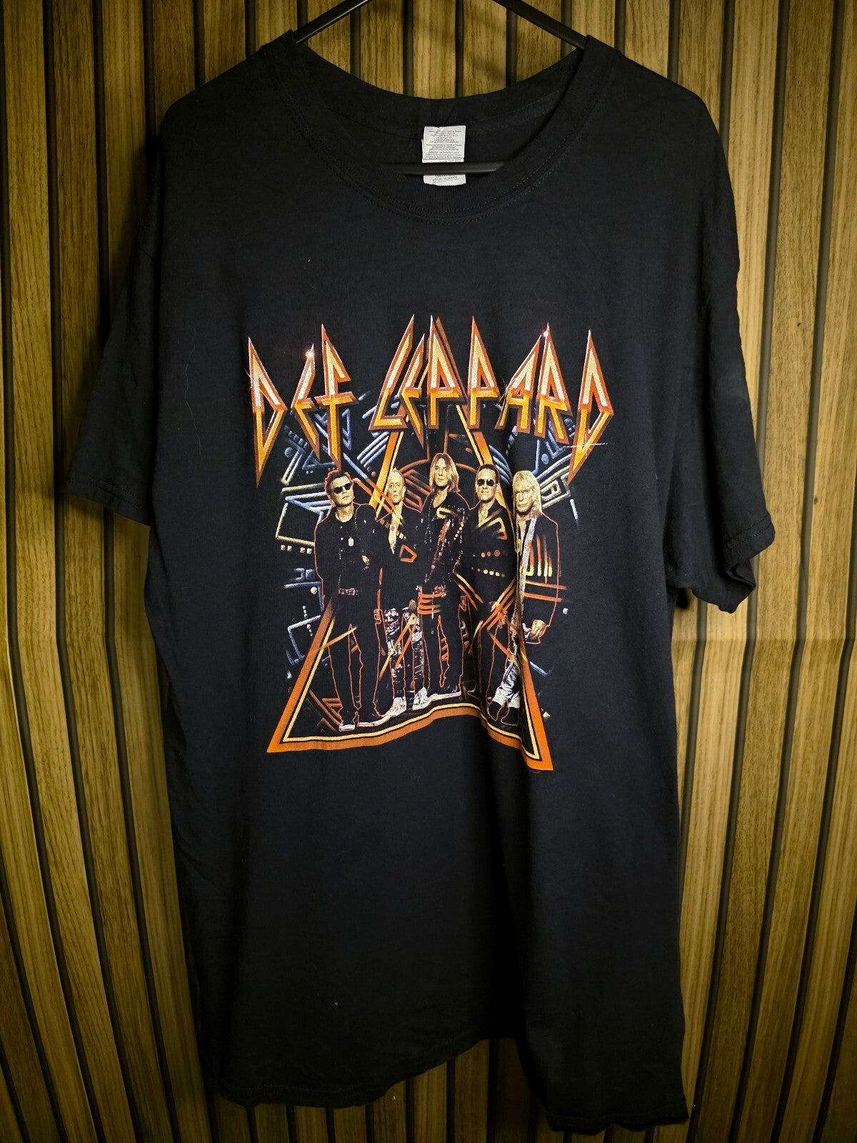 Def Leppard Tour 2018 Band T-Shirt Black Large BS2470