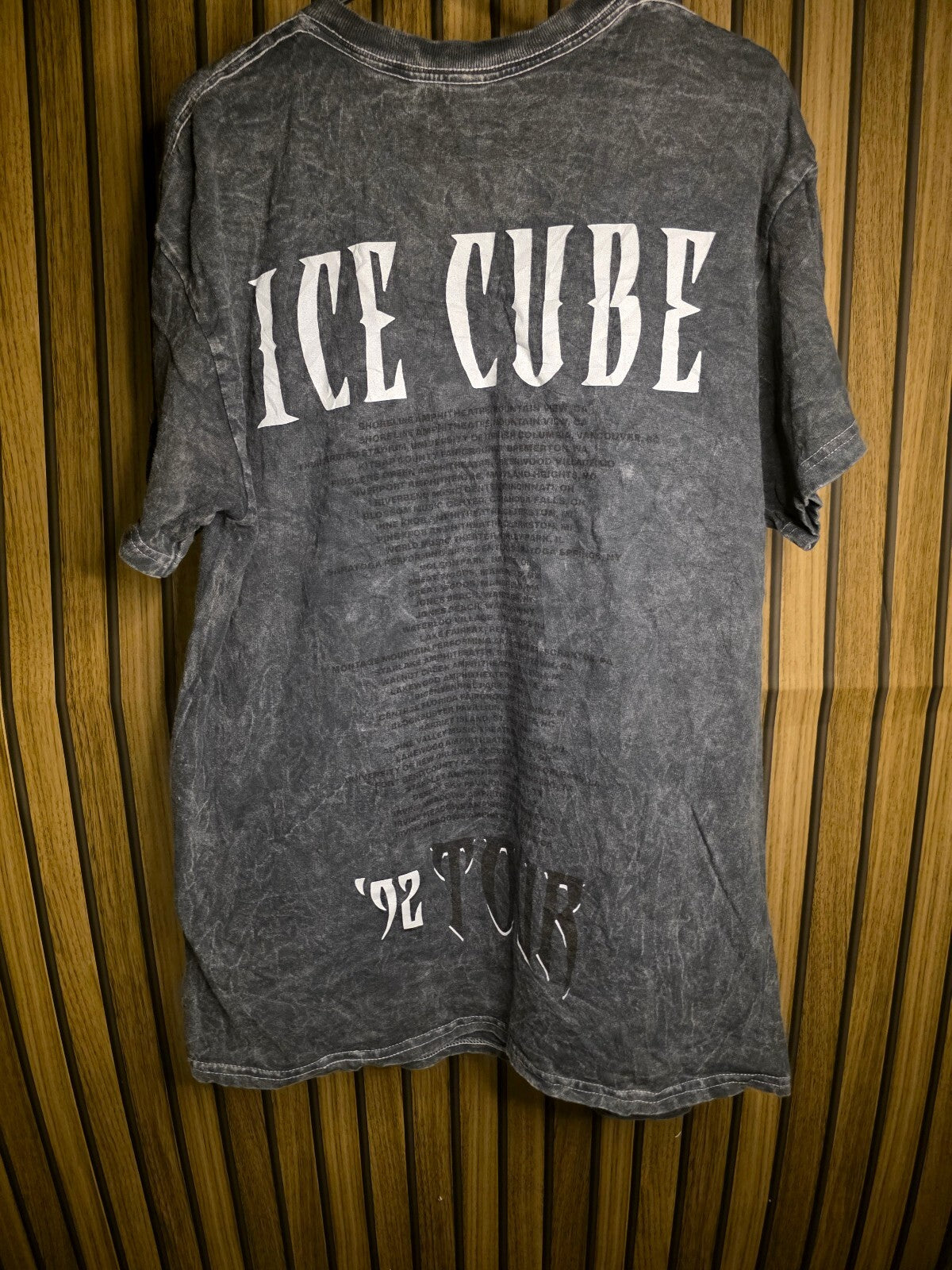 Ice Cube Men's T-Shirt 1992 Tour Graphic Black Medium BS2491